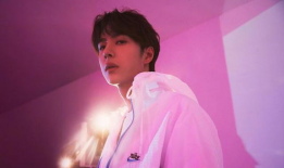 吃瓜娱乐圈王一博赵丽颖,王一博赵丽颖携手演绎娱乐圈甜蜜风暴